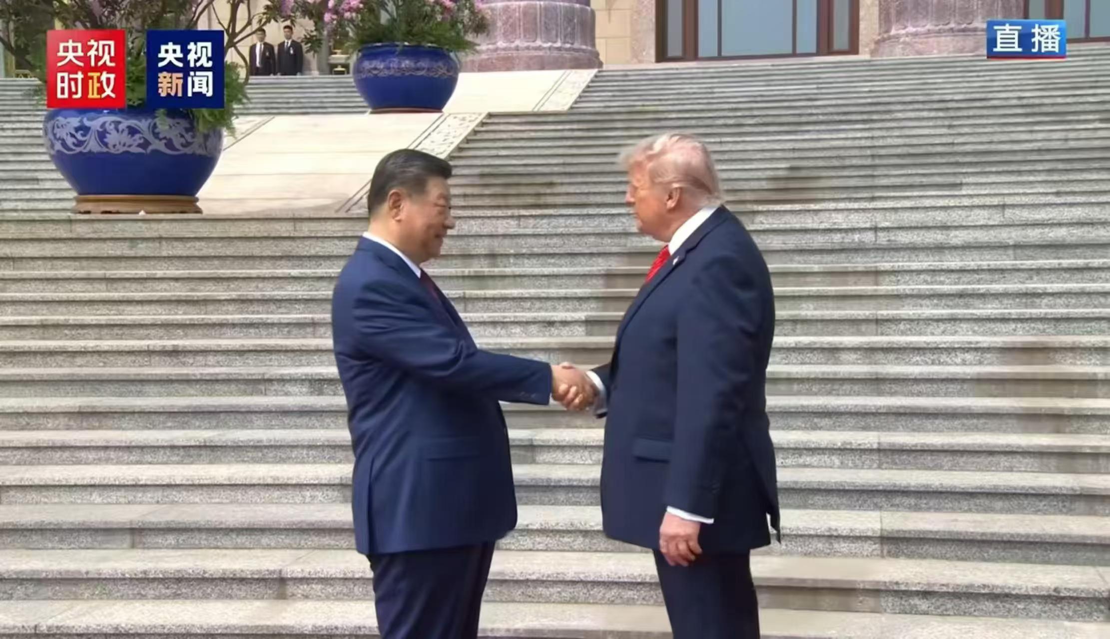 L’ancien président Trump conclut une visite historique en Chine et s’engage à combler le « déficit de confiance » entre Pékin et Washington